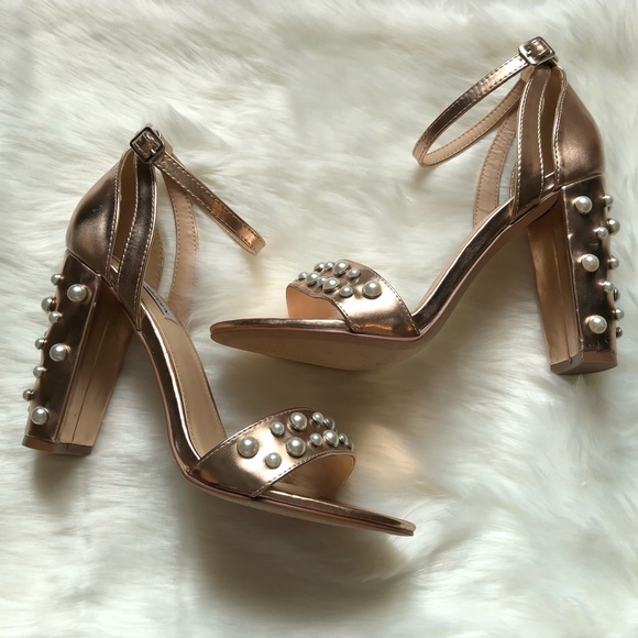 Steve Madden Shoes - NWOT STEVE MADDEN Madiera Rose Gold Block Heels 10